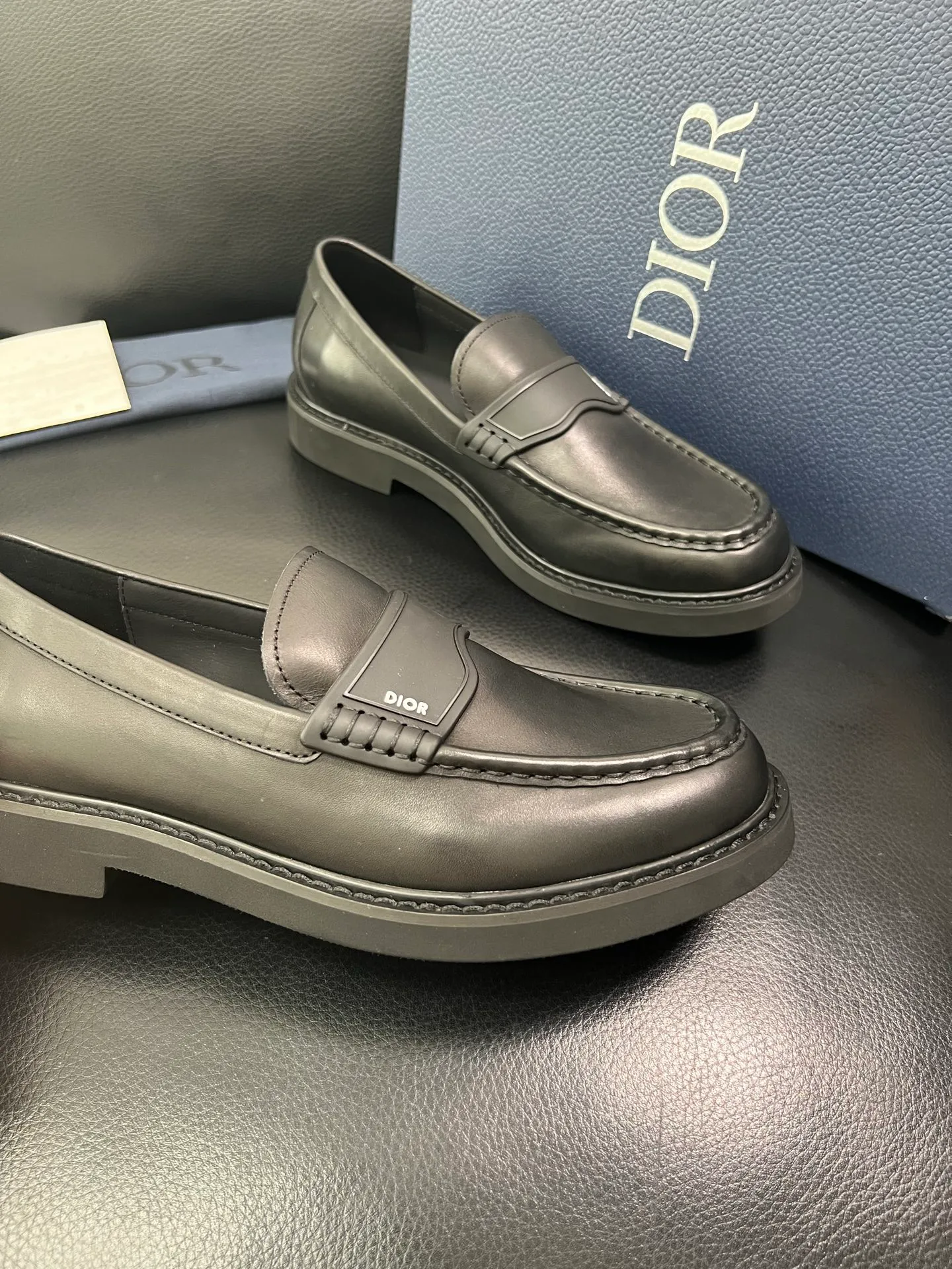 Men's men's shoes💰860 Dior top crafts Dior counter synchronization, original factory configuration, original cowhide fabric imported from Italy, breathable and comfortable imported water-dyed cow lining, sole: original factory special supply original sole super comfortable, original factory with single goods high quality, you can enter and exit the counter at will, welcome to compare counter synchronization, code number 39-44 (order 38 45) 85853